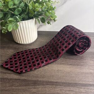 Arrow Red and Black Geometric Tie